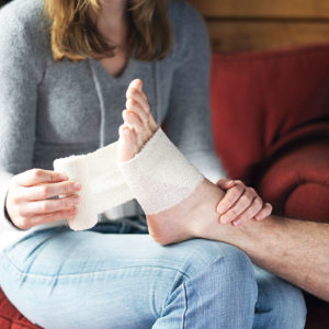 כיצד פותרים כאבים בכף הרגל בעזרת גלי הלם