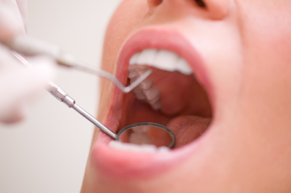 מה עושים שטיפול שיניים מסתבך