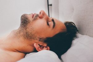פתרון טבעי להפסקות נשימה בשינה